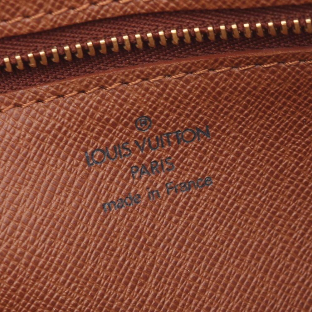 LOUIS VUITTON Authentic Brown Monogram Leather Clutch Bag - Picture 4 of 9